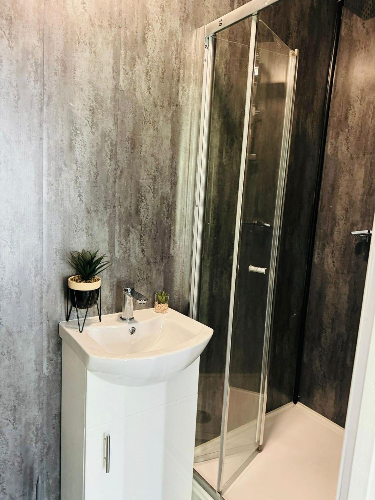 Appartement Manzil By Heyhouselife à Middlesbrough Extérieur photo